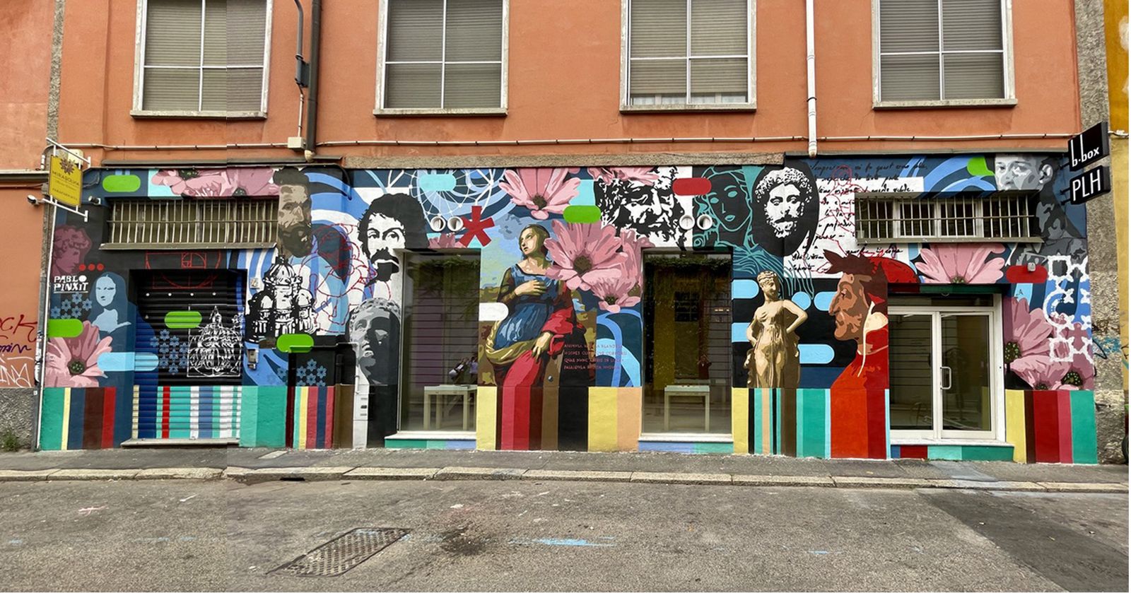 mural show room plh via voghera milano 3